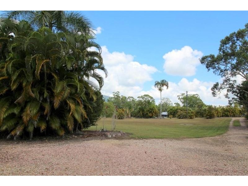 819 East Feluga Road, East Feluga QLD 4854