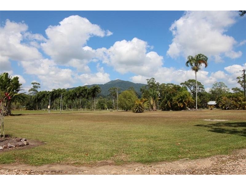 819 East Feluga Road, East Feluga QLD 4854