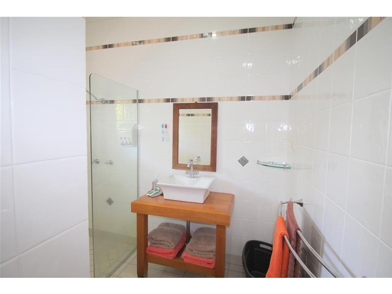 32 Rowe Street, Kurrimine Beach QLD 4871