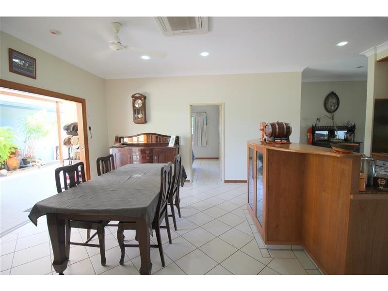 32 Rowe Street, Kurrimine Beach QLD 4871