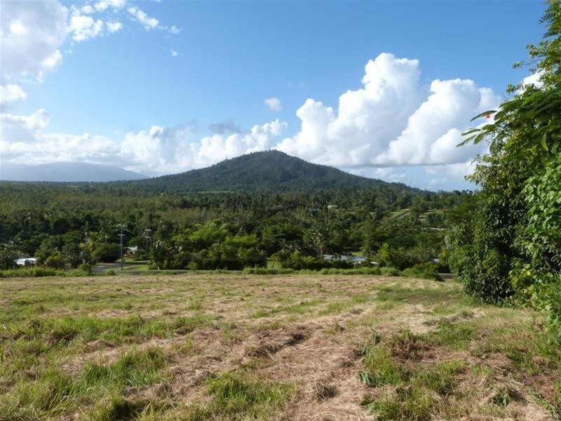 Lot 68, Lot 68 North Hull Road, Carmoo QLD 4852
