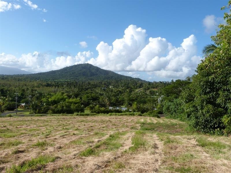 Lot 68, Lot 68 North Hull Road, Carmoo QLD 4852