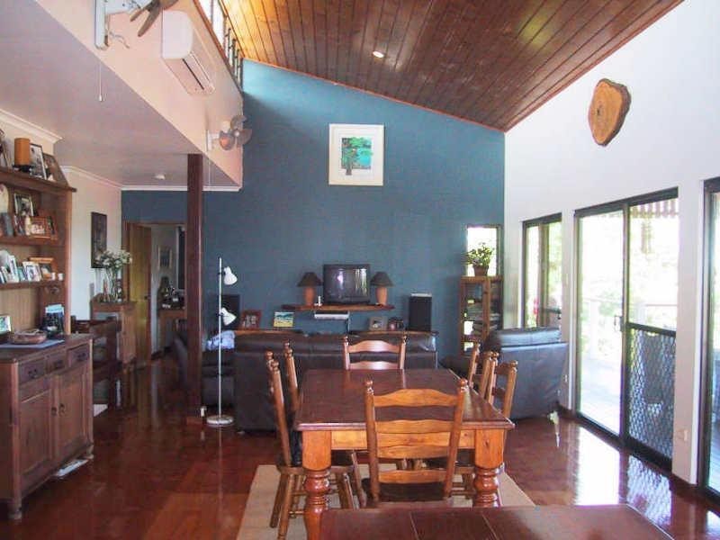 18 Hillview Court, Carmoo QLD 4852