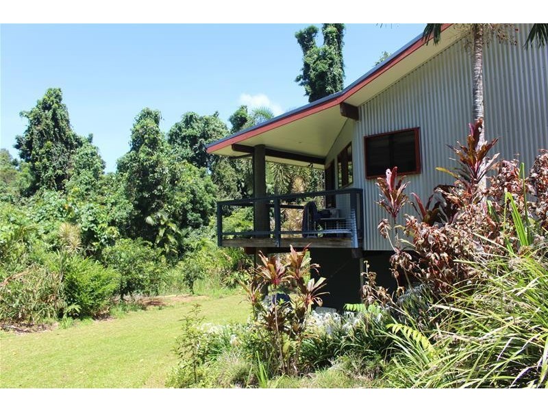 17 Mission Circle, Wongaling Beach QLD 4852