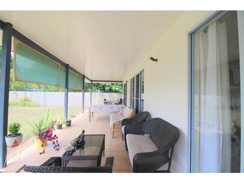 20 Wongaling Beach Road, Wongaling Beach QLD 4852