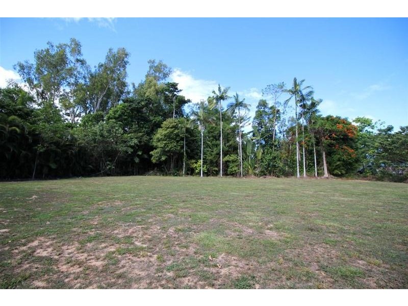 20 Wongaling Beach Road, Wongaling Beach QLD 4852