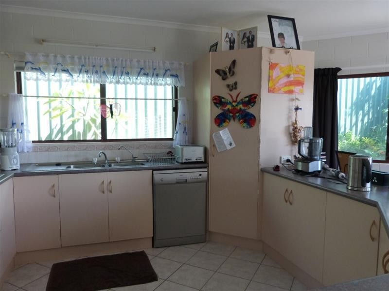 7 Jessie Lane, South Mission Beach QLD 4852