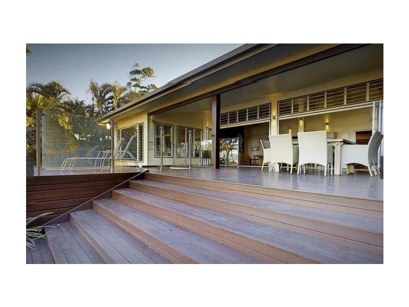 36 Pacific Parade, Mission Beach QLD 4852