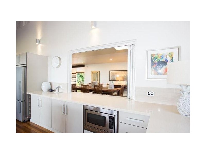 36 Pacific Parade, Mission Beach QLD 4852