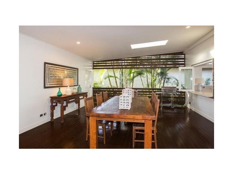 36 Pacific Parade, Mission Beach QLD 4852