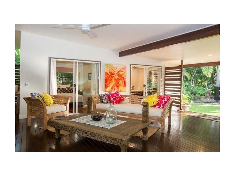 36 Pacific Parade, Mission Beach QLD 4852