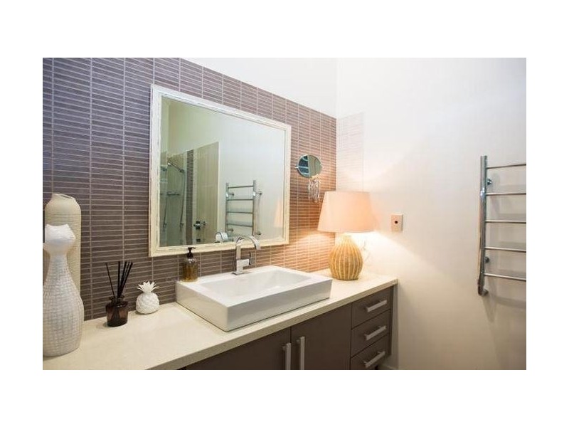 36 Pacific Parade, Mission Beach QLD 4852