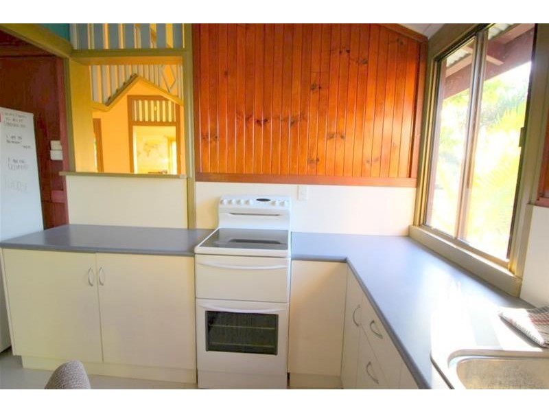 4 Walter Lever Estate Road, Silkwood QLD 4856