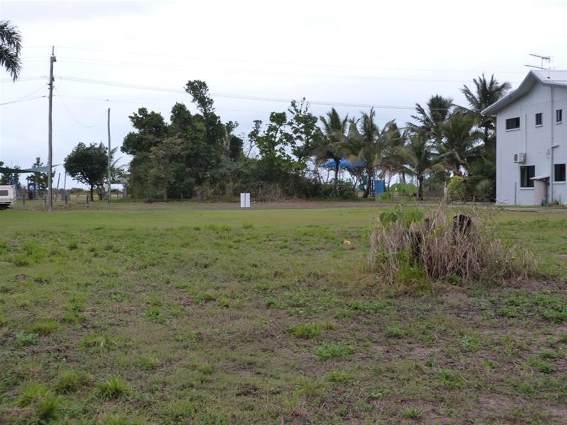 Lot L2204, 119 Taylor Street, Tully Heads QLD 4854