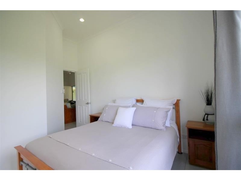 11 Rebecca Jane Parade, Kurrimine Beach QLD 4871