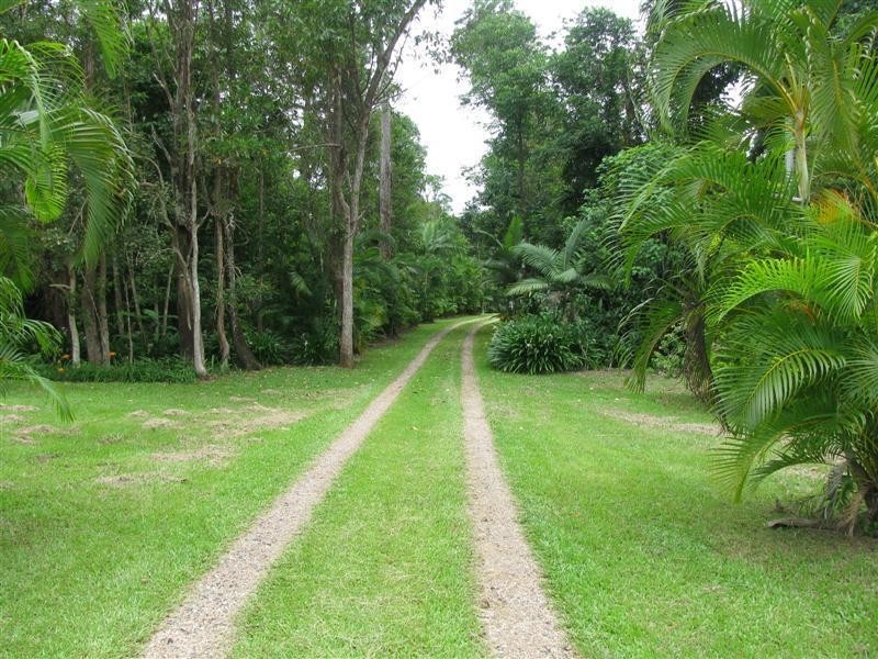 373 Mission Beach Road, El Arish QLD 4855