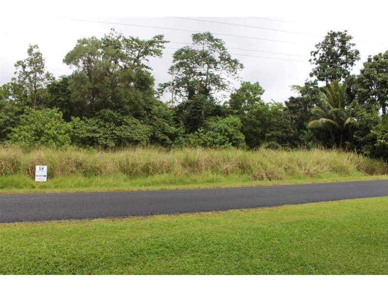 6 Lindsay Road, Carmoo QLD 4852