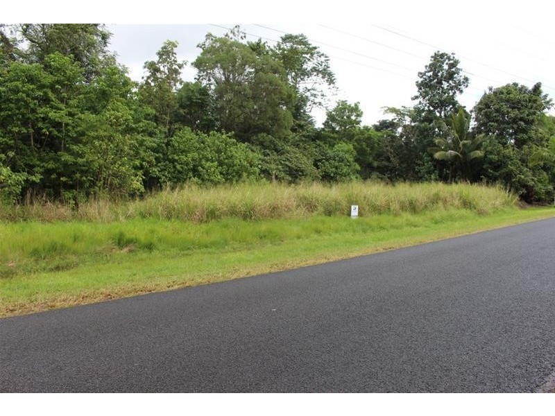 6 Lindsay Road, Carmoo QLD 4852