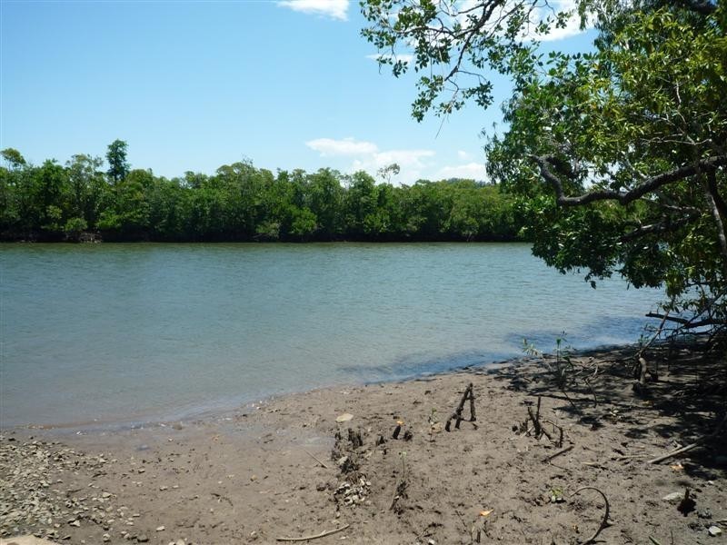 6 Lindsay Road, Carmoo QLD 4852