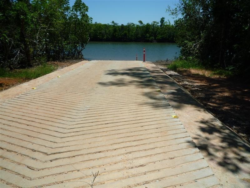 6 Lindsay Road, Carmoo QLD 4852