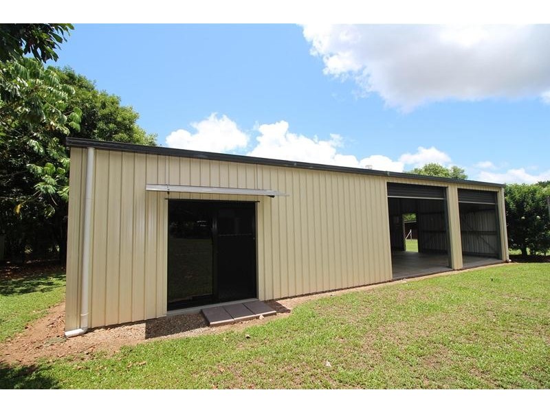 62 Bamber Street, Tully QLD 4854