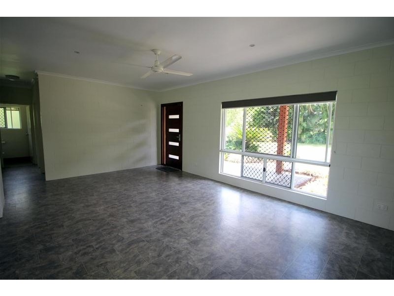 62 Bamber Street, Tully QLD 4854