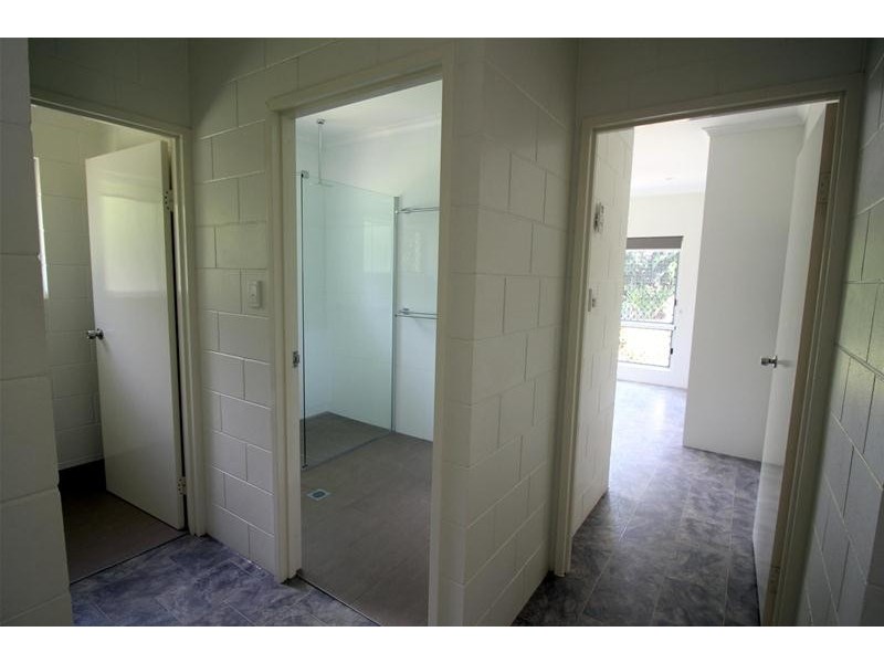 62 Bamber Street, Tully QLD 4854