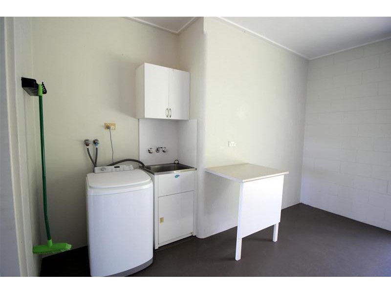 62 Bamber Street, Tully QLD 4854