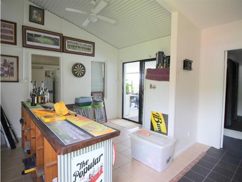 100 Victoria Street, Silkwood QLD 4856