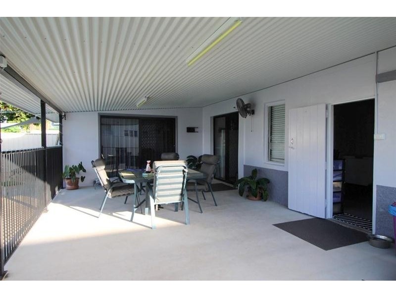 100 Victoria Street, Silkwood QLD 4856