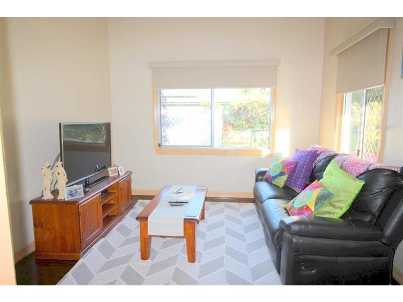 100 Victoria Street, Silkwood QLD 4856