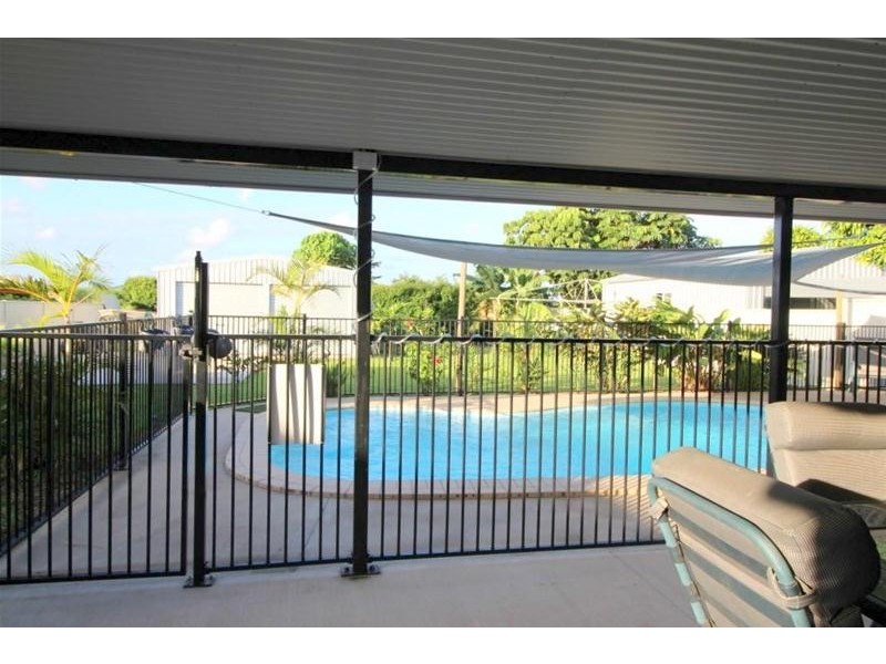 100 Victoria Street, Silkwood QLD 4856