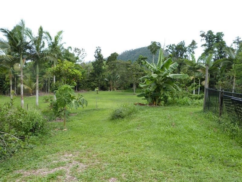 569 El Arish – Mission Beach Road, Maria Creeks QLD 4855