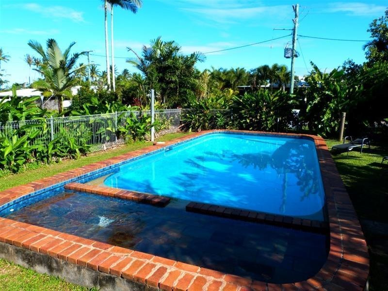 21 Porter Promenade, Mission Beach QLD 4852