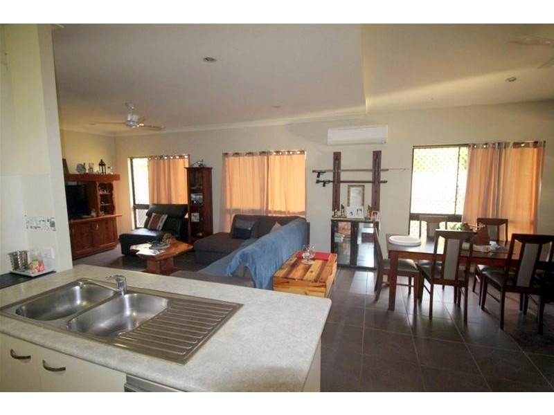 12 Sanctuary Crescent, Wongaling Beach QLD 4852