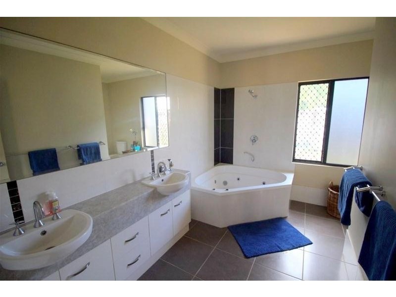 12 Sanctuary Crescent, Wongaling Beach QLD 4852