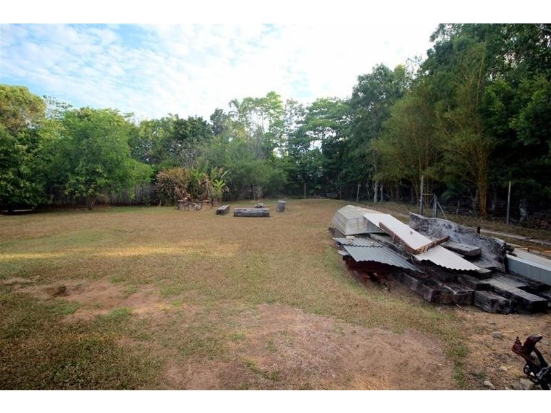 12 Sanctuary Crescent, Wongaling Beach QLD 4852