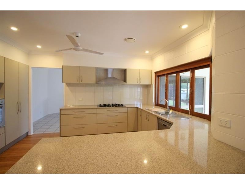 30 Buccaneer Street, South Mission Beach QLD 4852