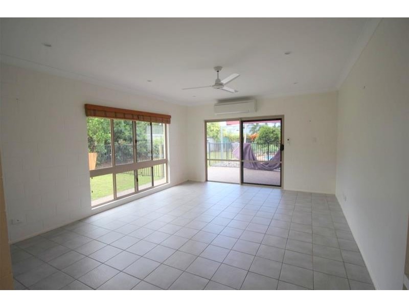 30 Buccaneer Street, South Mission Beach QLD 4852