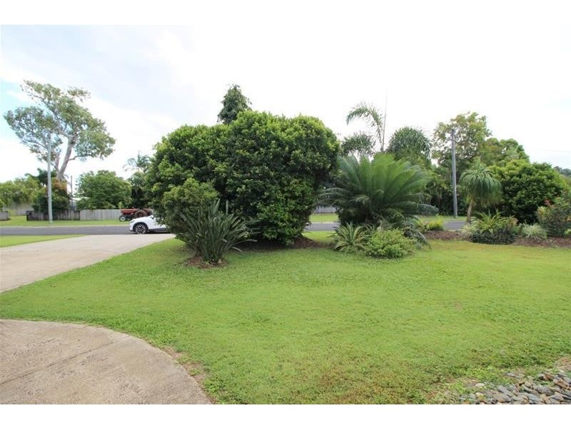 30 Buccaneer Street, South Mission Beach QLD 4852