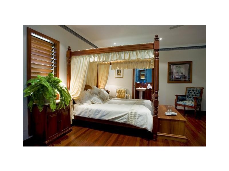 4 James Road, Mission Beach QLD 4852