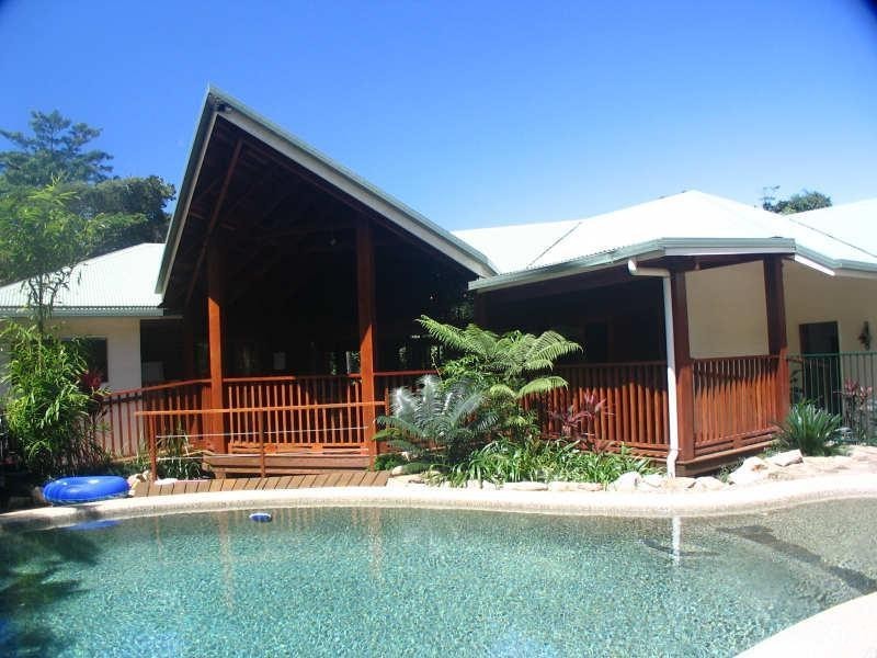 4 James Road, Mission Beach QLD 4852