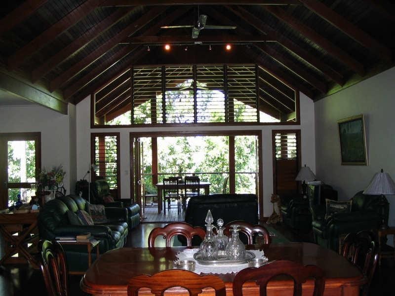 4 James Road, Mission Beach QLD 4852