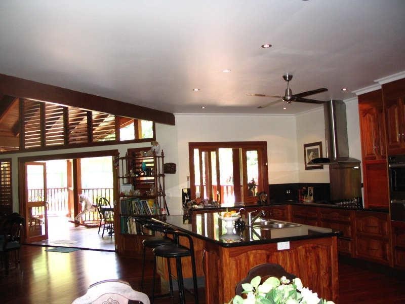 4 James Road, Mission Beach QLD 4852