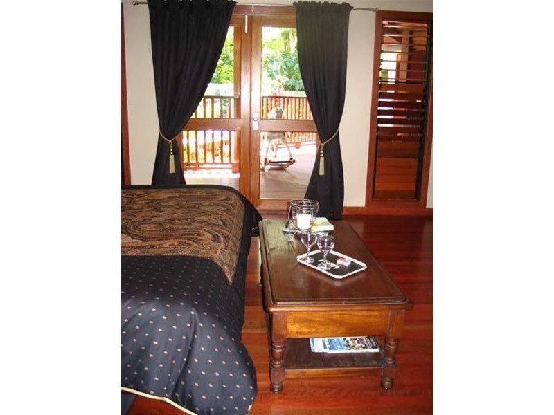 4 James Road, Mission Beach QLD 4852