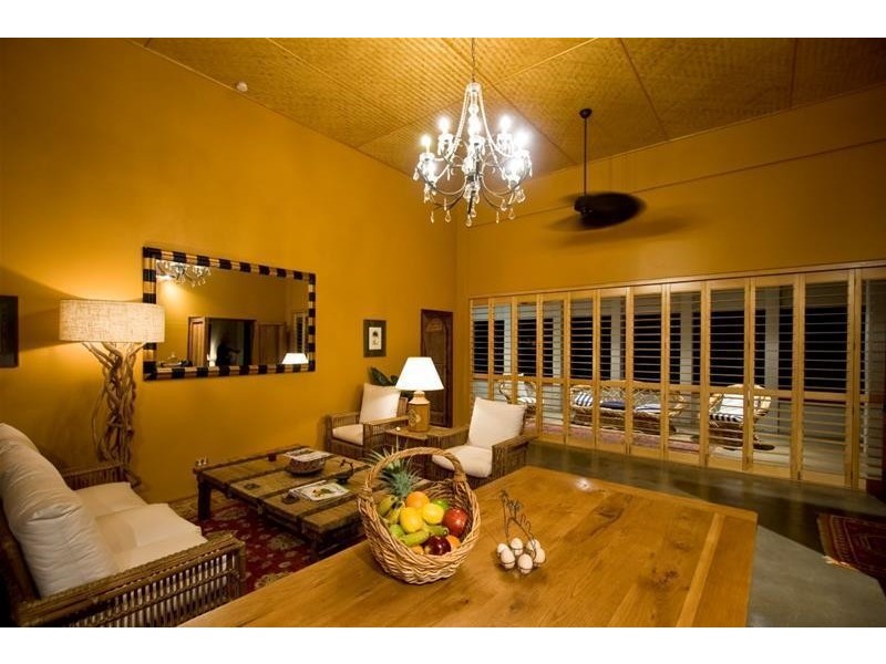 2 Conch Street, Mission Beach QLD 4852