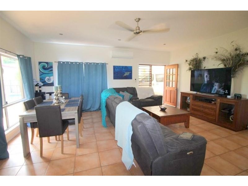 2 The Boulevard, South Mission Beach QLD 4852