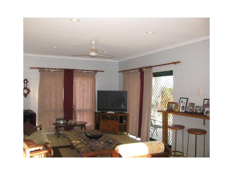 5 Glasgow Street, El Arish QLD 4855