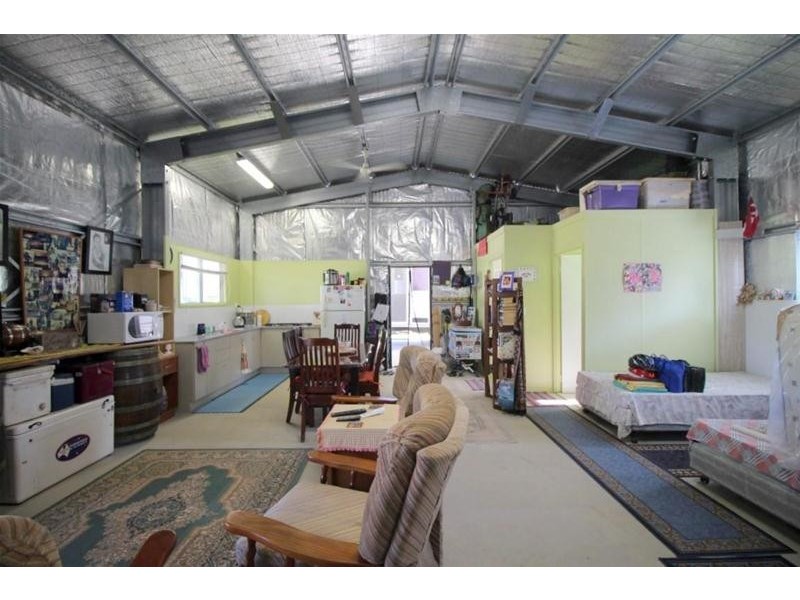 10 Nivosa Court, Mission Beach QLD 4852