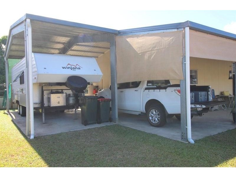 10 Nivosa Court, Mission Beach QLD 4852